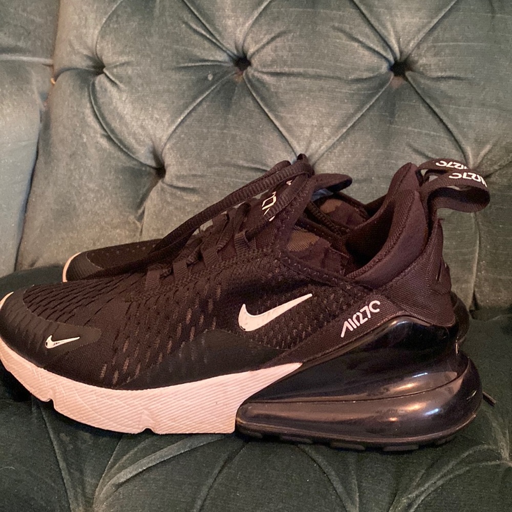 nike air max 270 black and white size 7 1/2